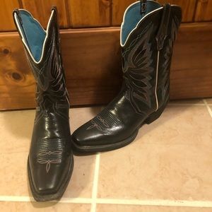 Ariat square toe